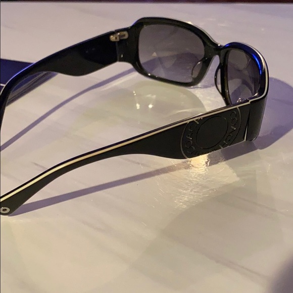Authentic Coach Sunglasses - Picture 4 of 4